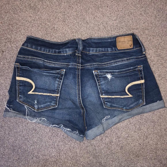 American Eagle ripped jean shorts - Picture 2 of 4